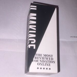 IL MAKIAGE Foundation CL 040